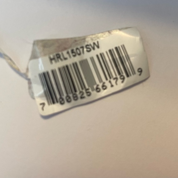 Hello Kitty Ring Size 8 - Picture 3 of 6